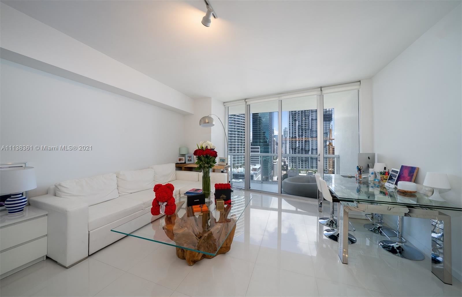 5. 475 Brickell Av