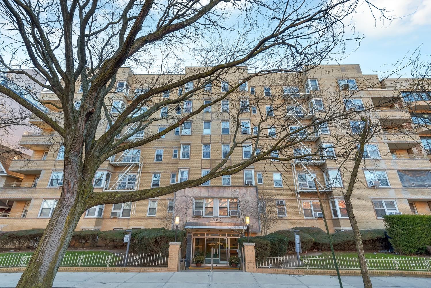 14. 1250 Ocean Parkway