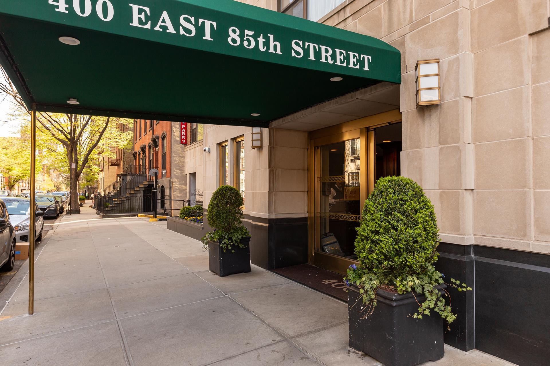 5. 400 East 85th Street