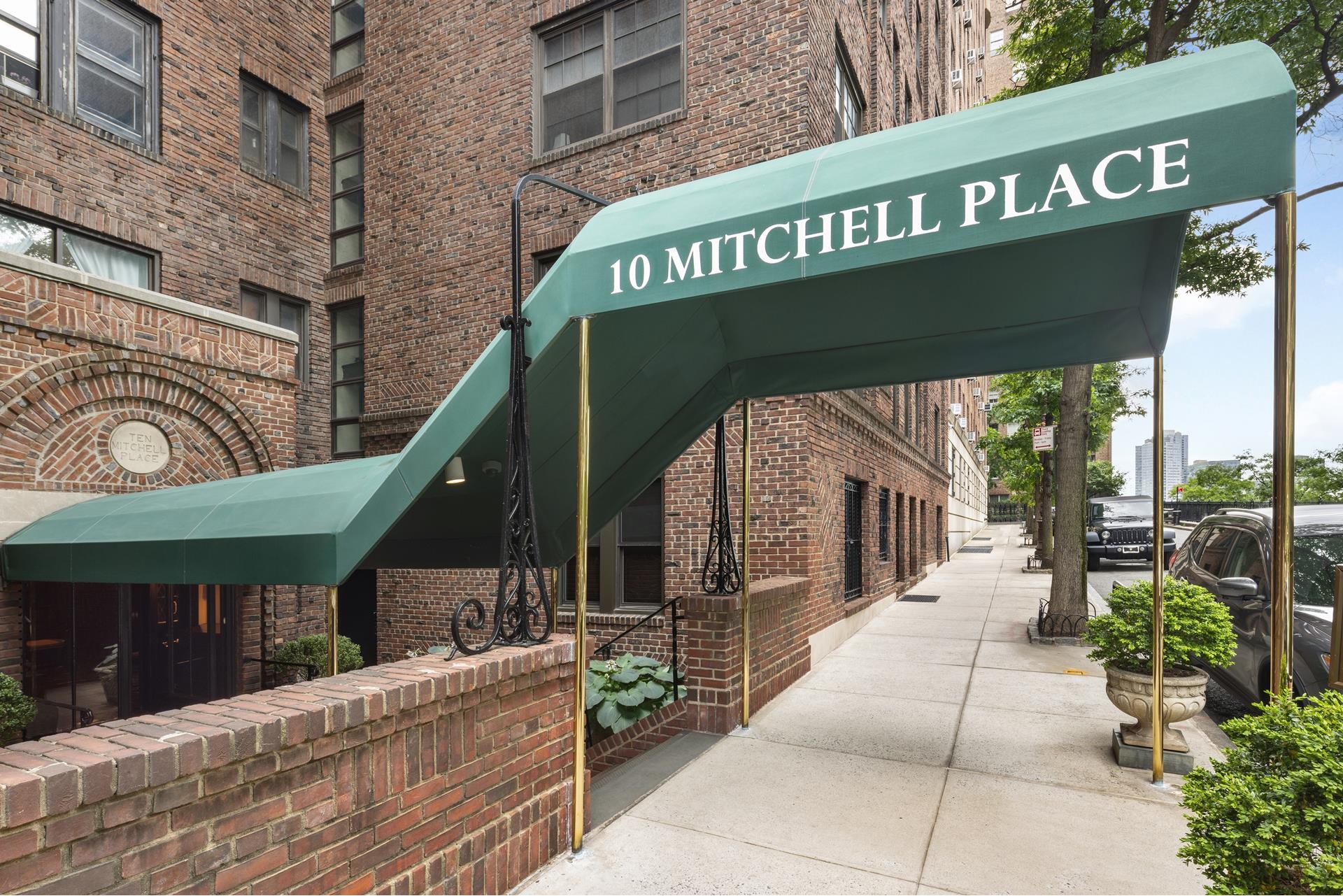 4. 10 Mitchell Place