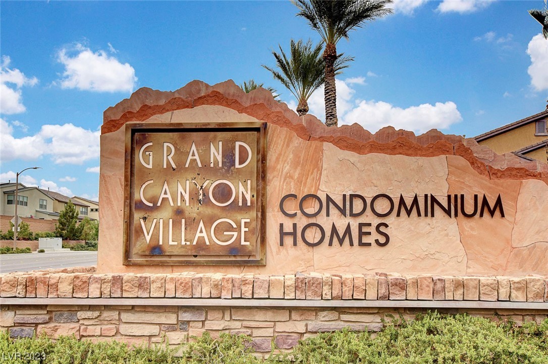 34. 8250 N Grand Canyon Drive