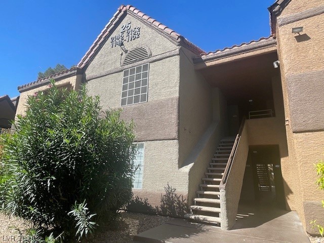 2. 2200 S Fort Apache Road