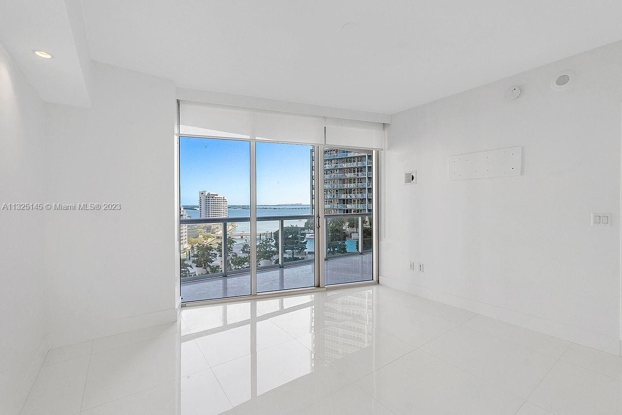 15. 465 Brickell Ave