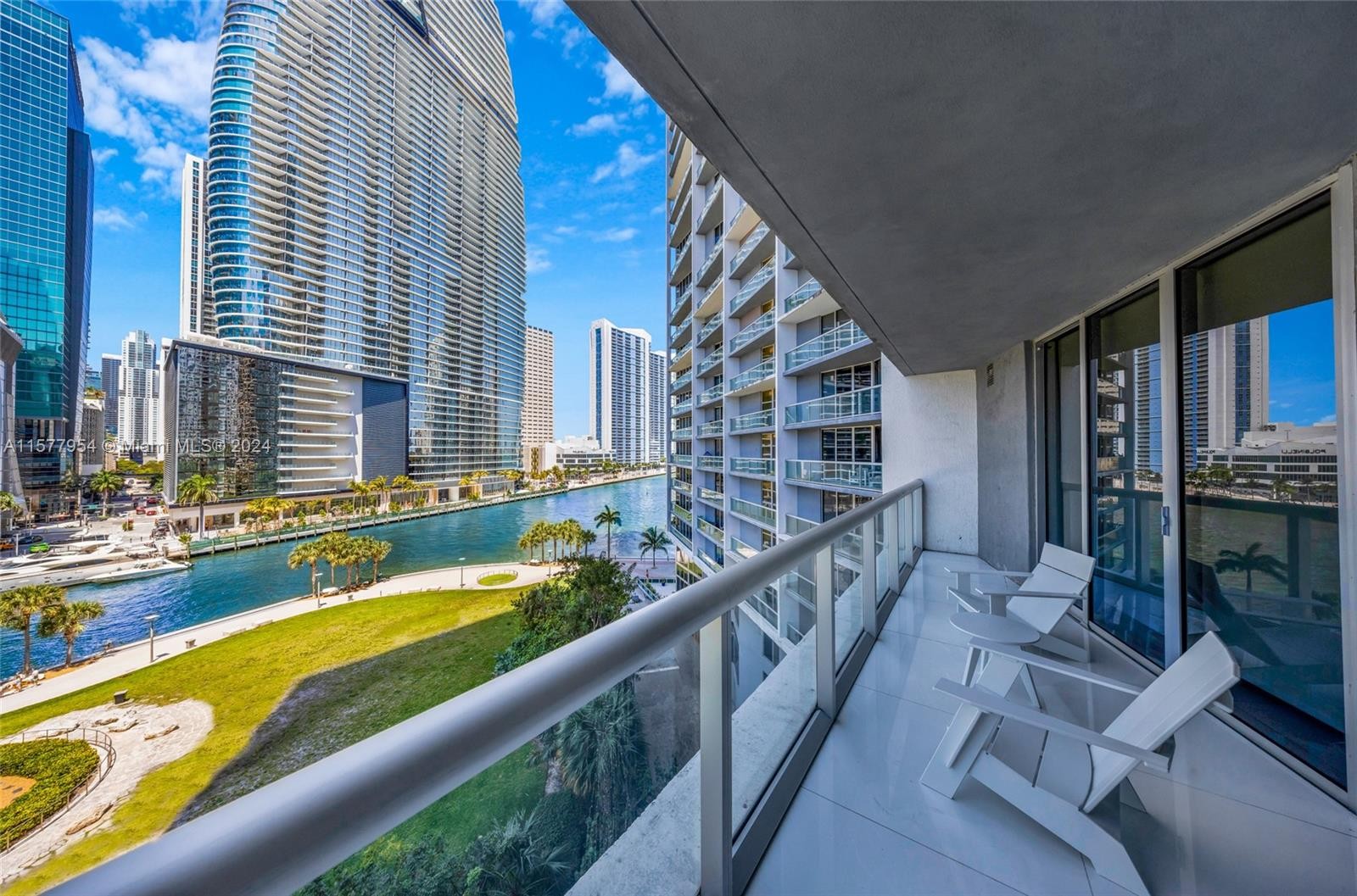 3. 475 Brickell Ave