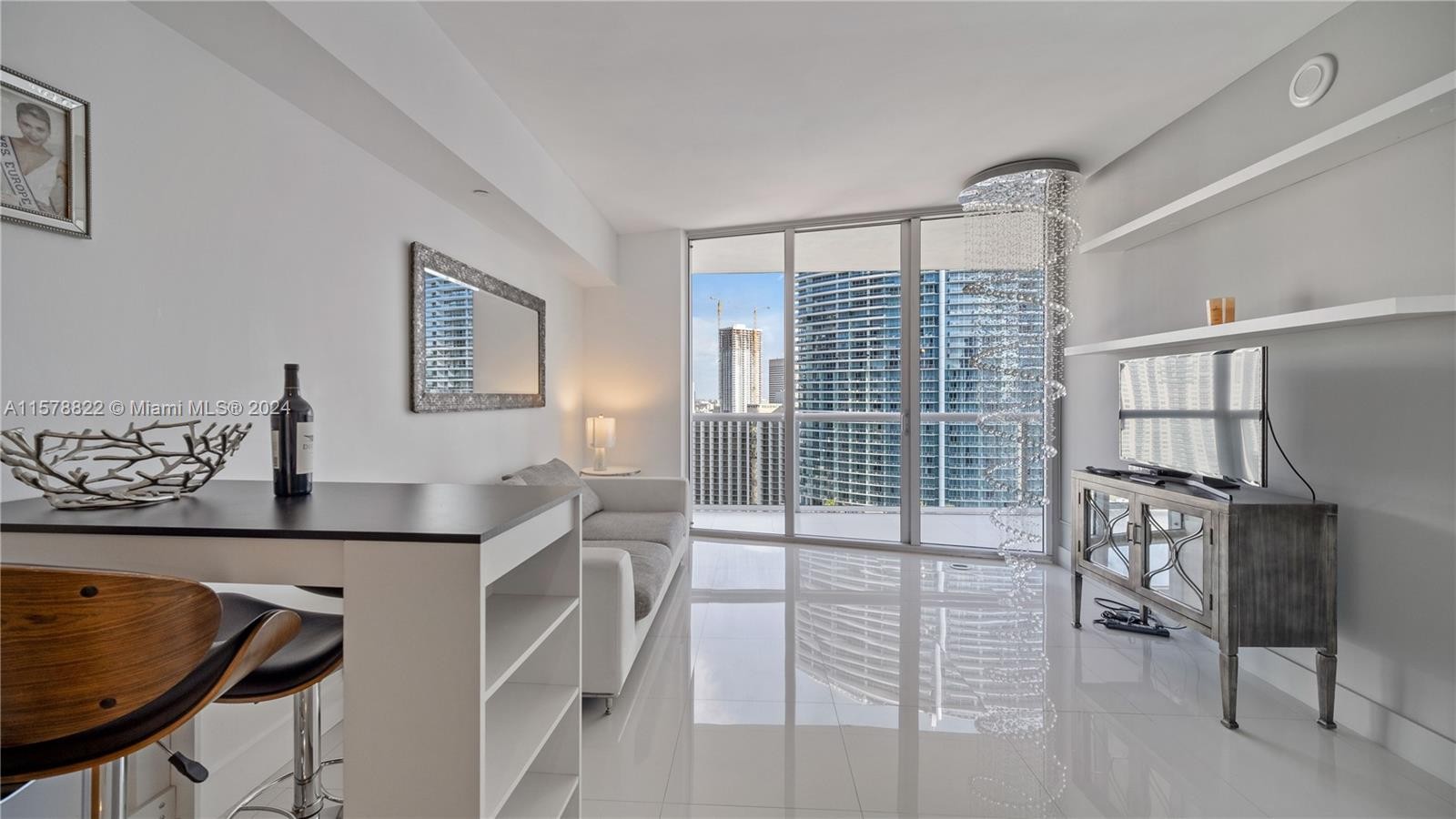 5. 465 Brickell Ave