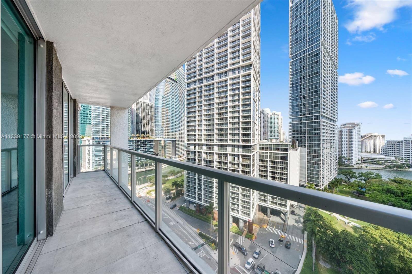 23. 500 Brickell Ave