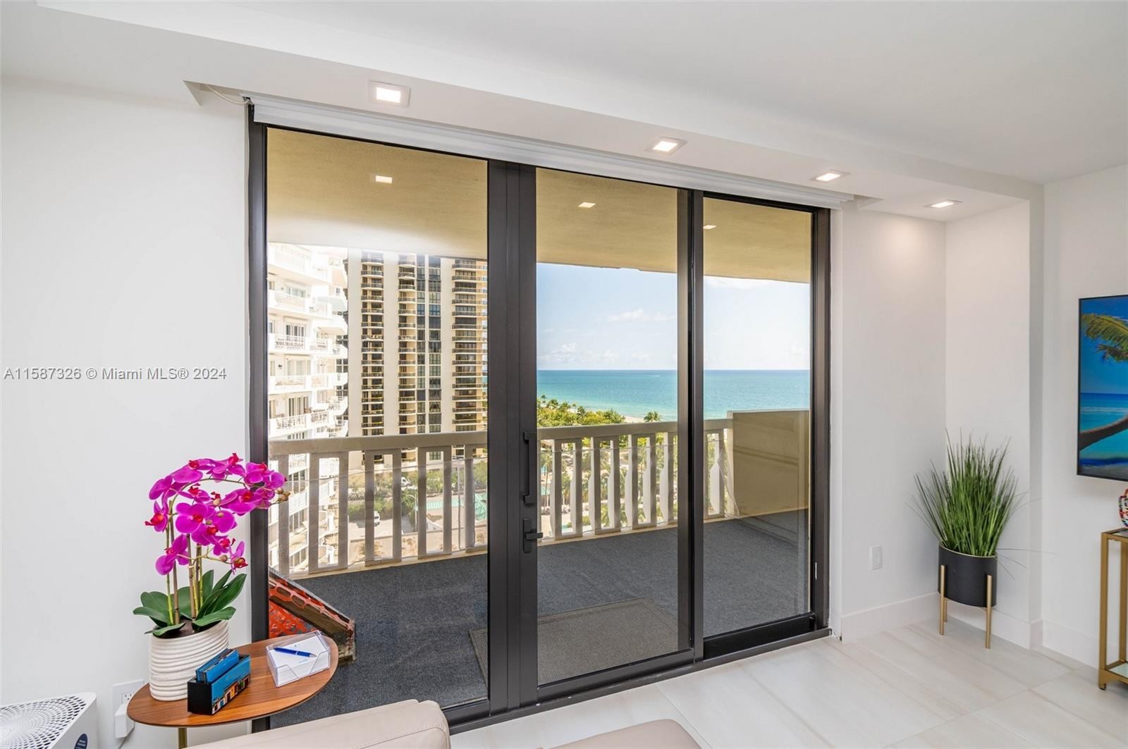 12. 9801 Collins Ave