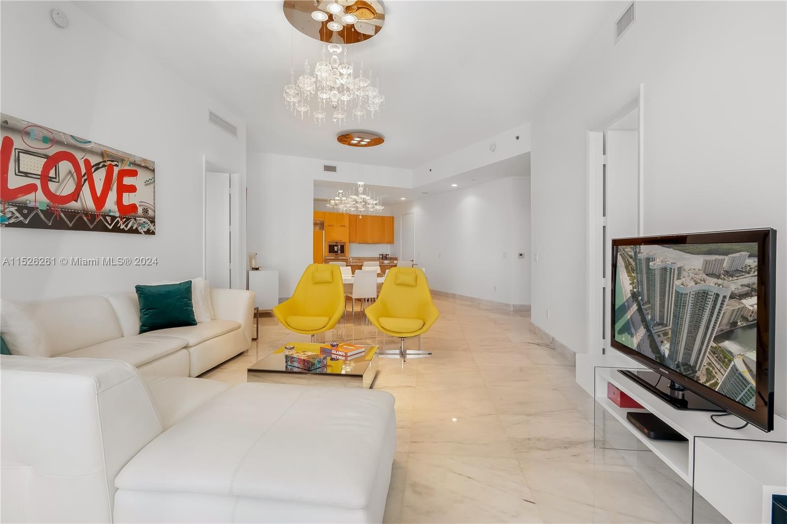 2. 15901 Collins Ave (Avail 6/1-11/30)