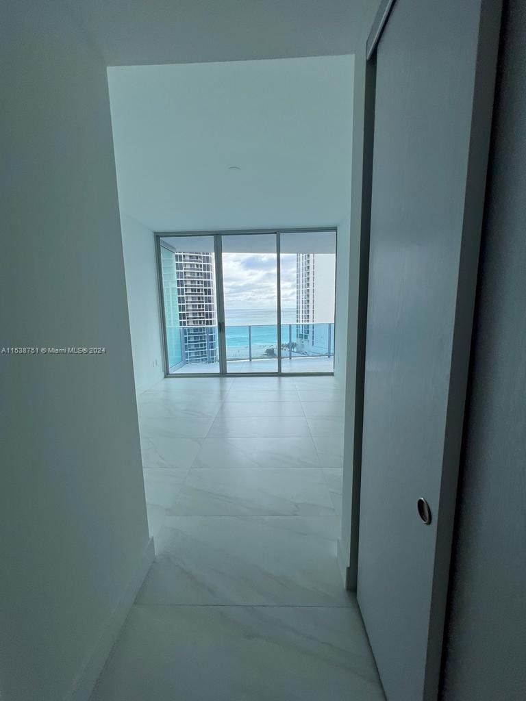 15. 17550 Collins Ave