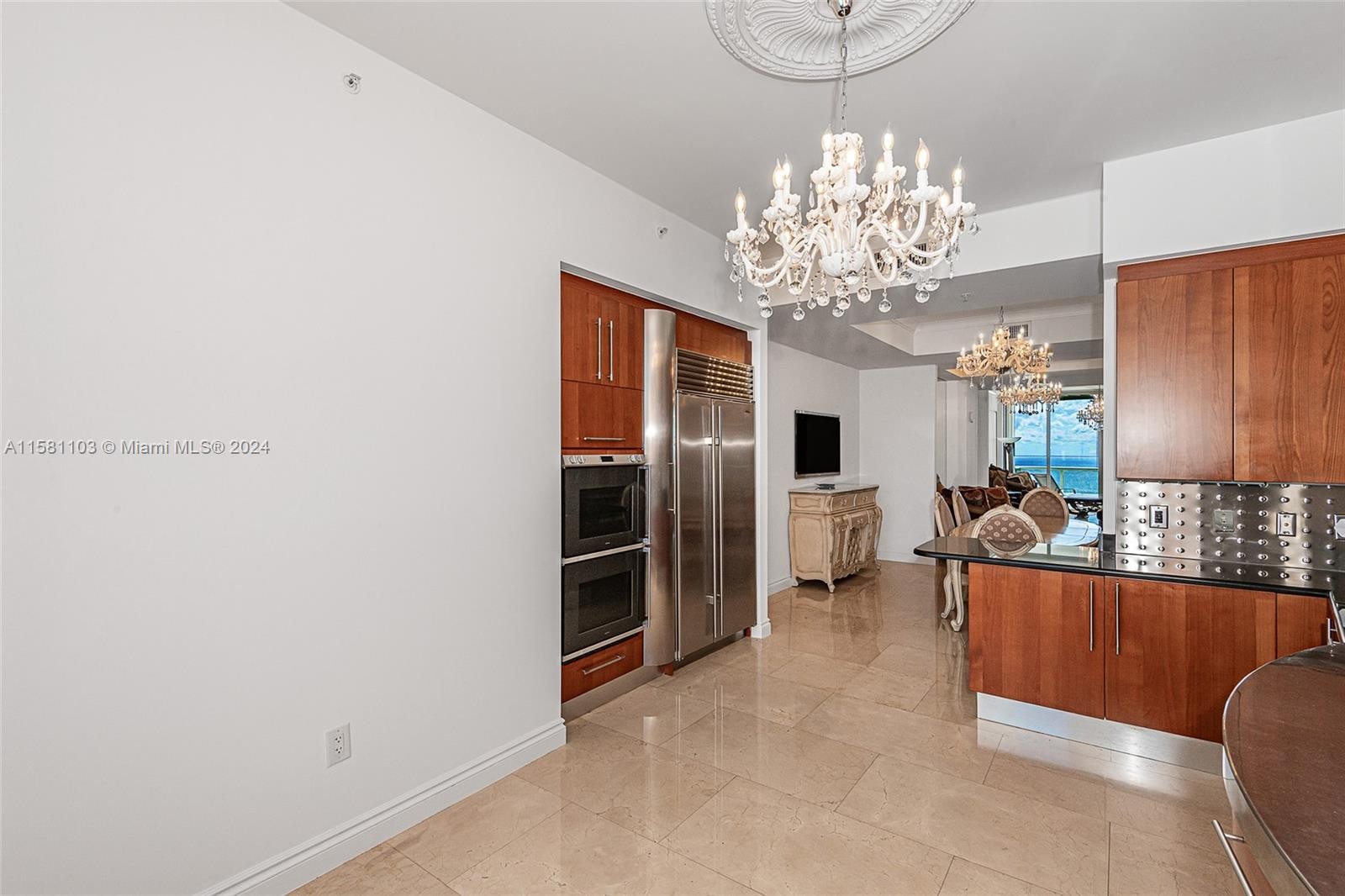 4. 18101 Collins Ave (2,167 Sq.Ft.)
