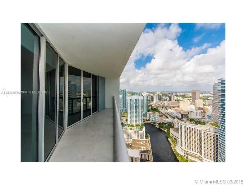 3. 475 Brickell Ave