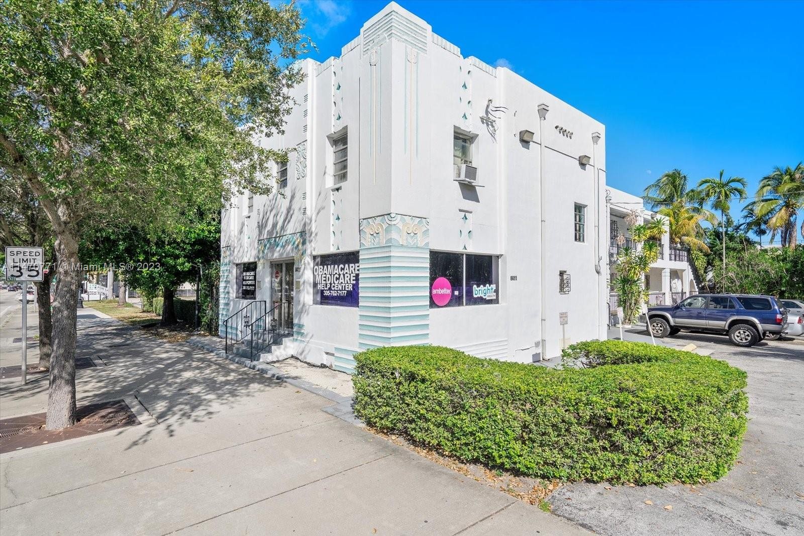 3. 632 NE 85th St - Portfolio