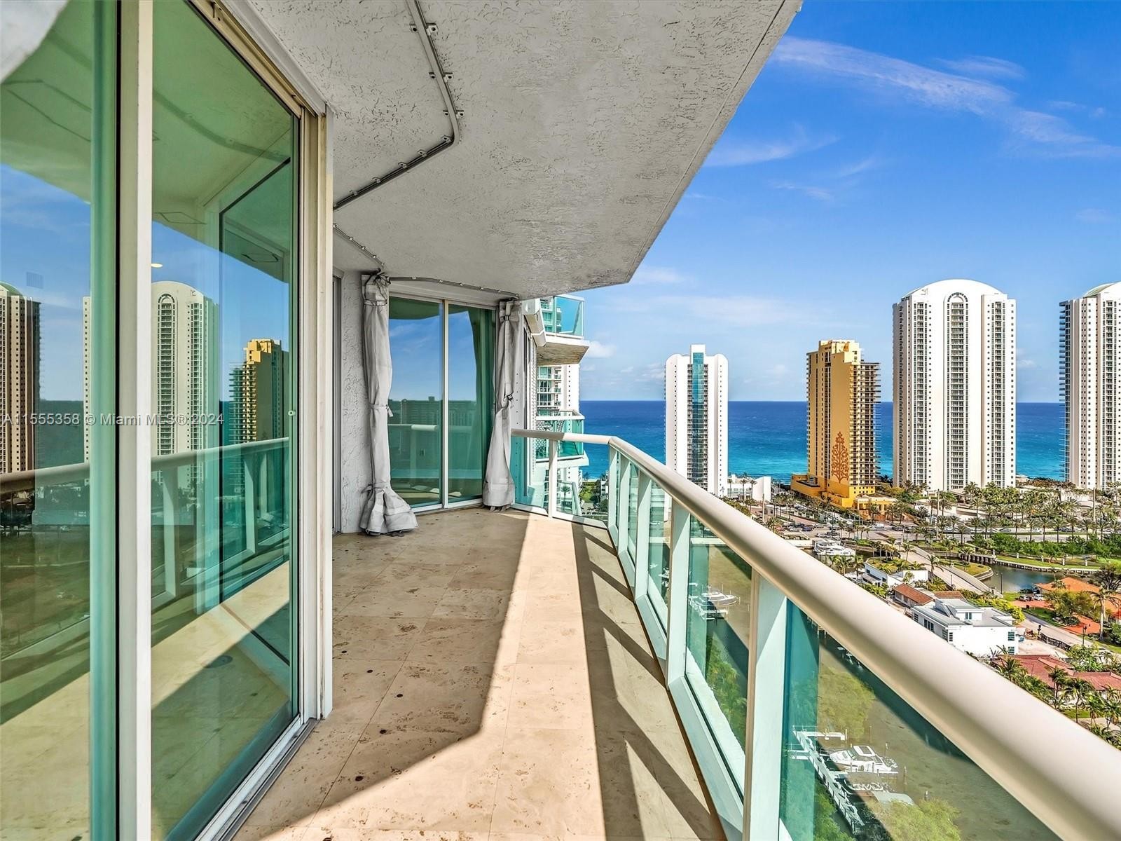 32. 16500 Collins Ave