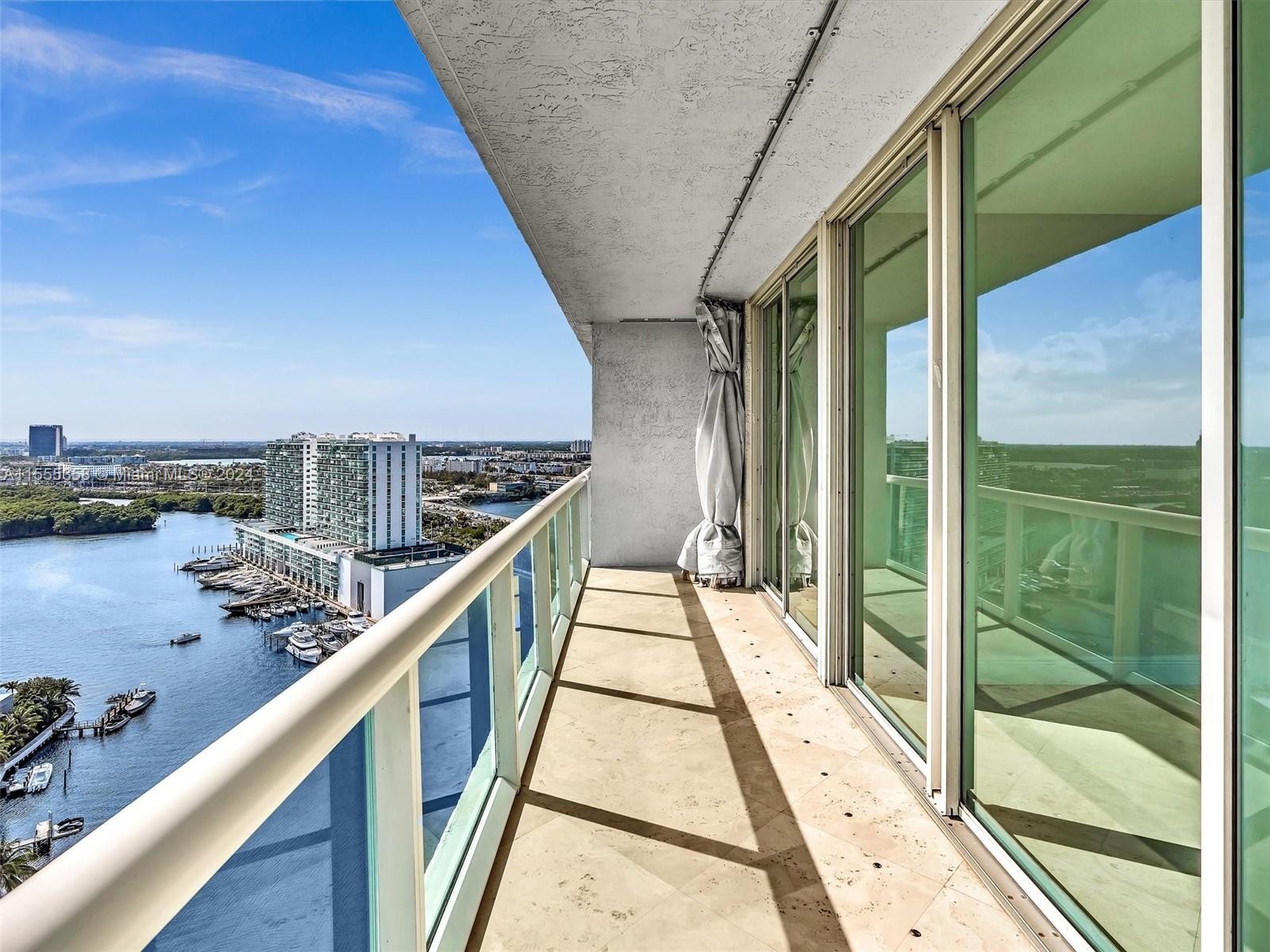 34. 16500 Collins Ave