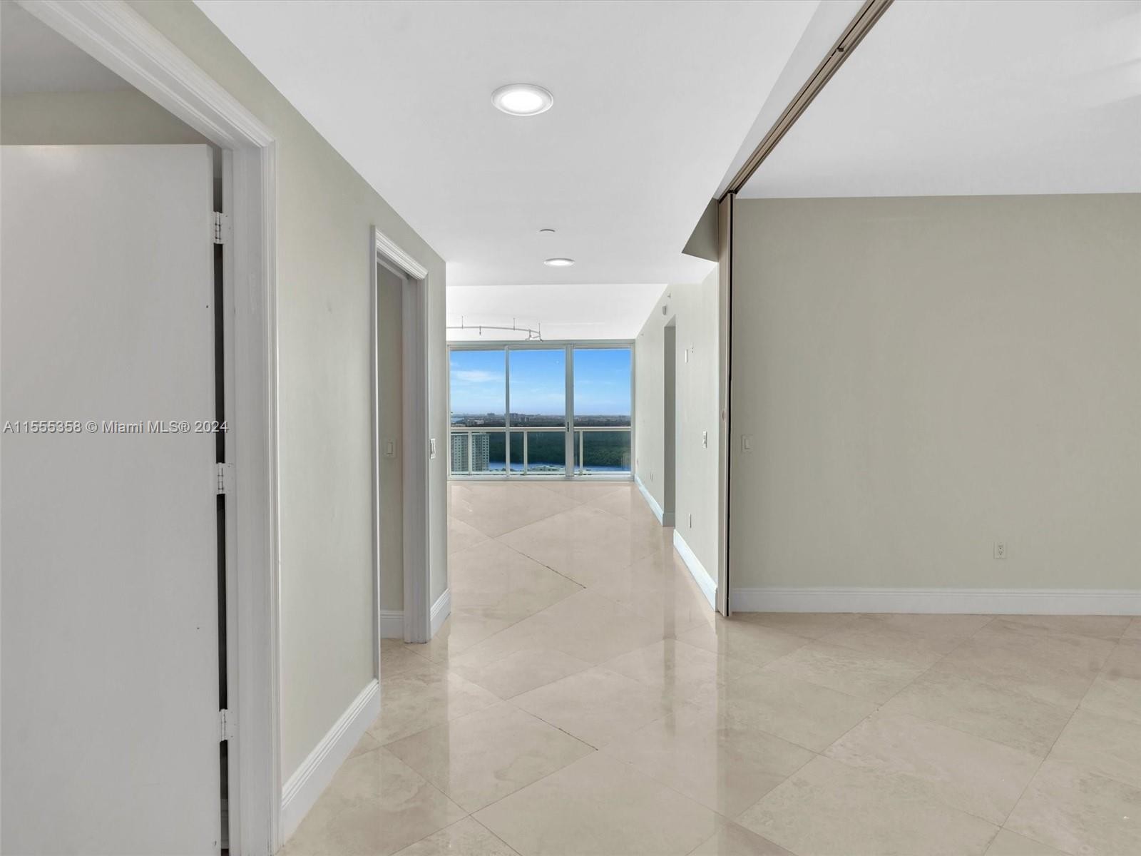 3. 16500 Collins Ave