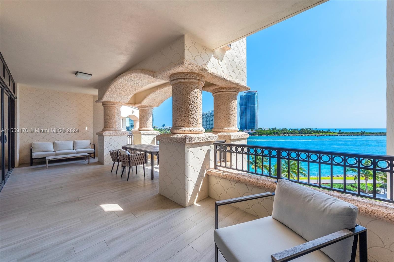 24. Fisher Island Dr