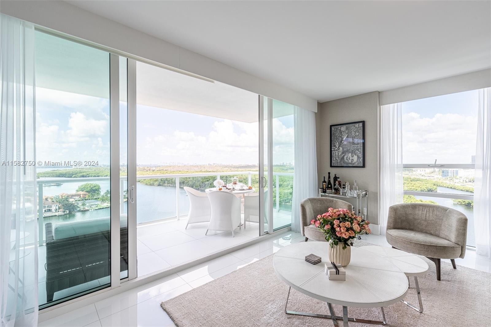 12. 400 Sunny Isles Blvd