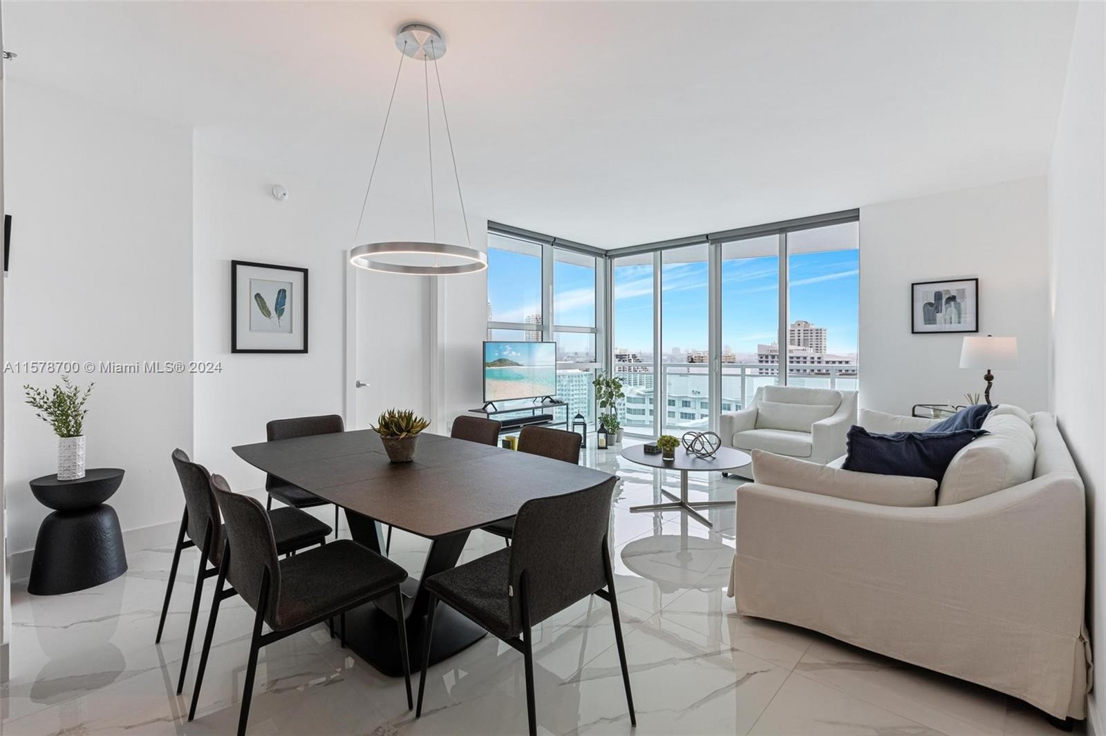 15. 950 Brickell Bay Dr