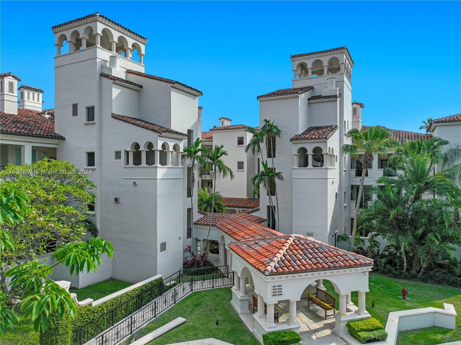 44. 2216 Fisher Island Dr