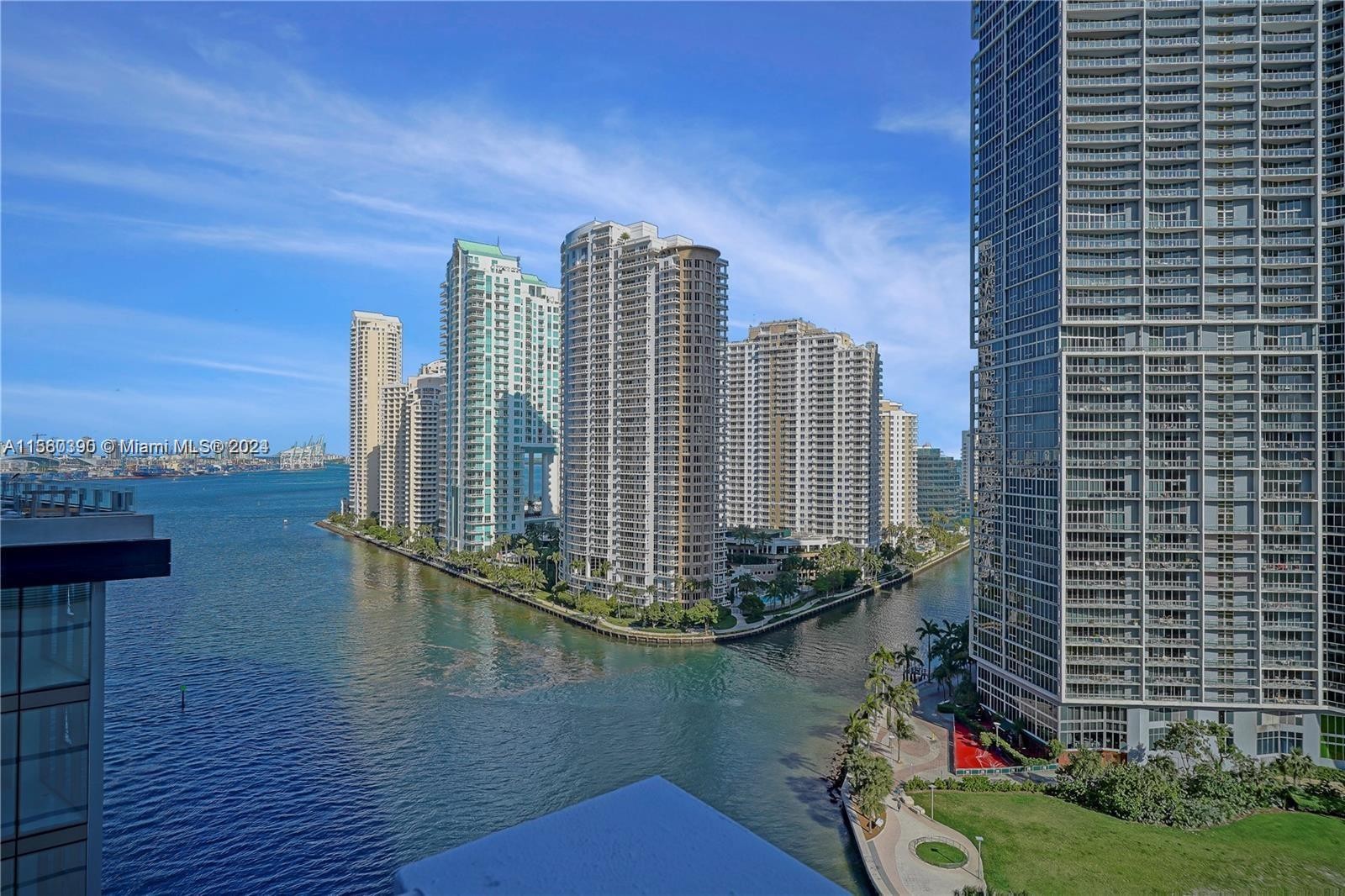 29. 200 Biscayne Boulevard Way