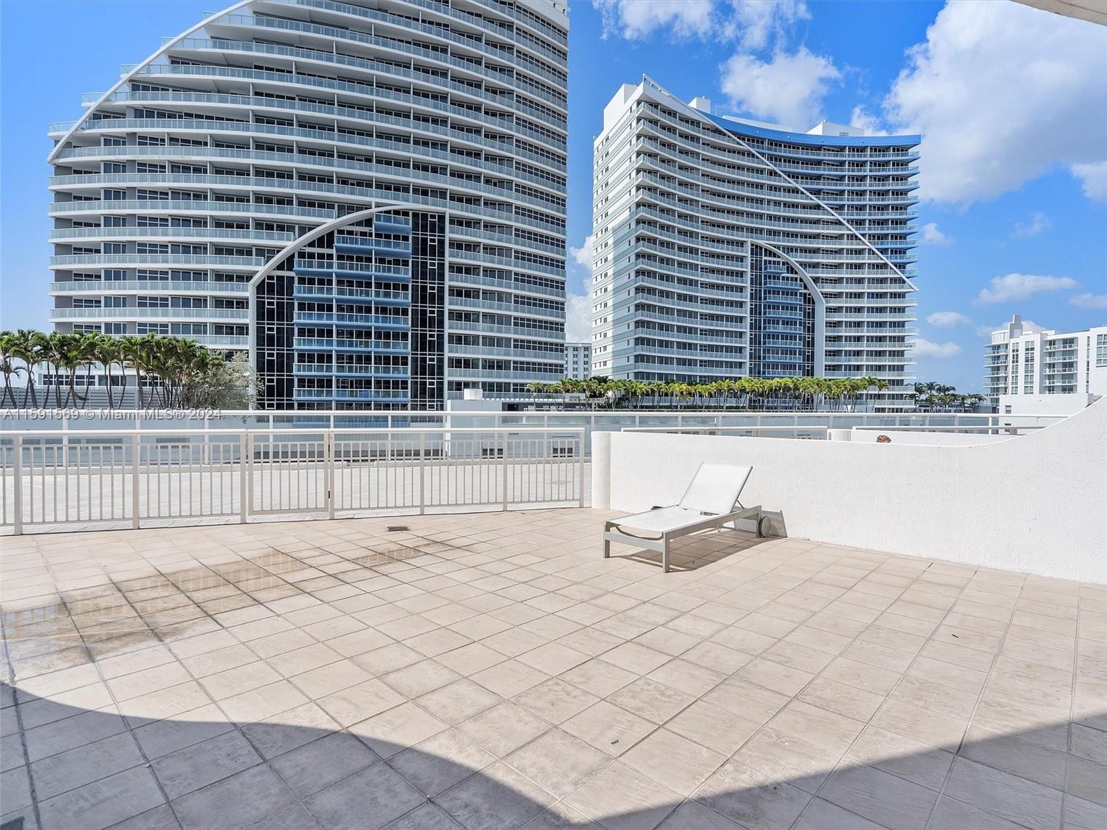 1. 505 N Fort Lauderdale Beach Blvd