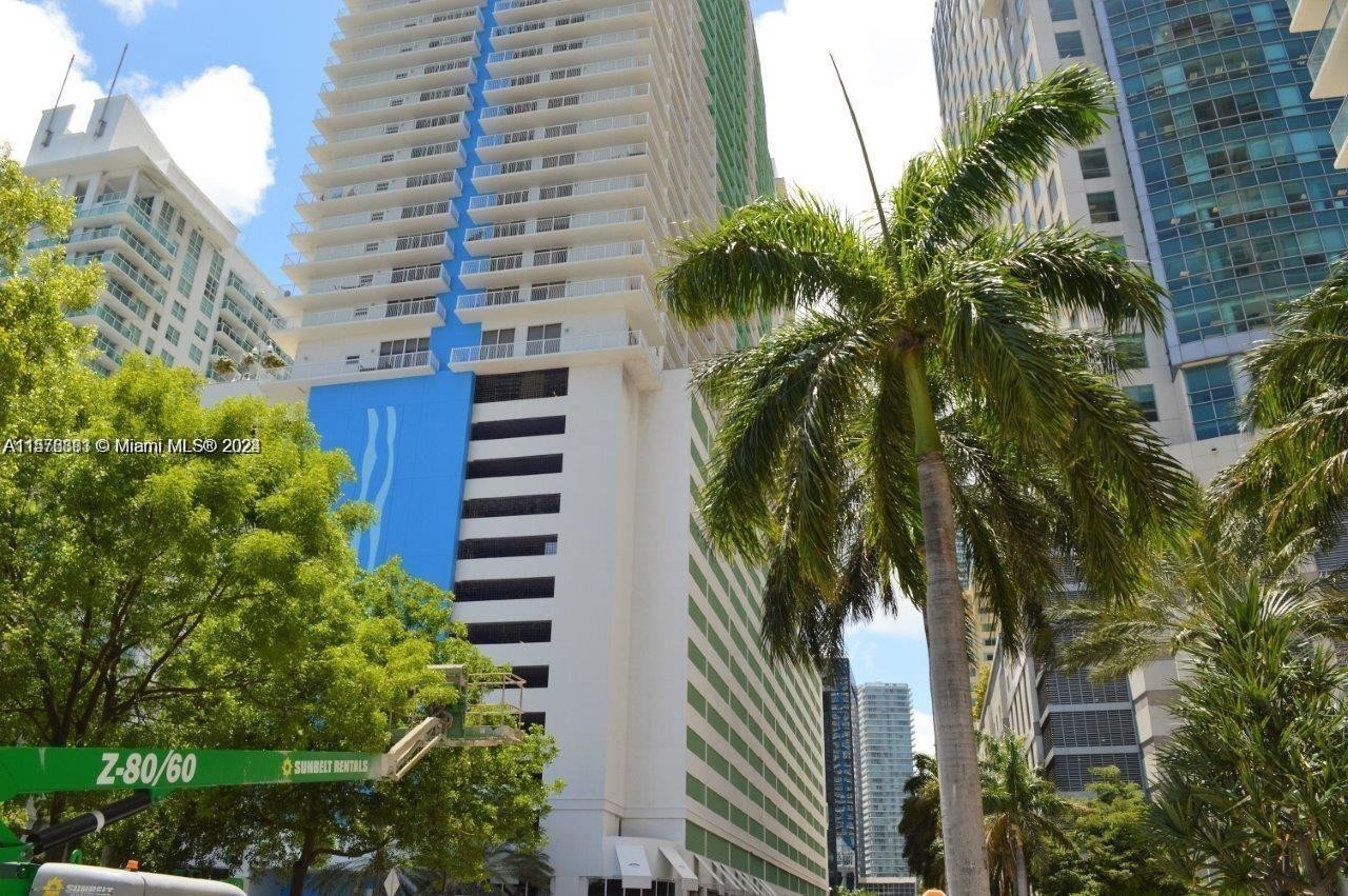 1. 1200 Brickell Bay Dr