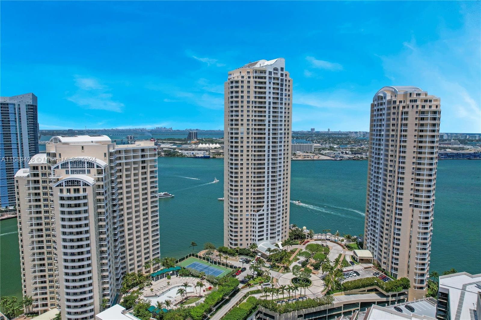 0. 848 Brickell Key Dr