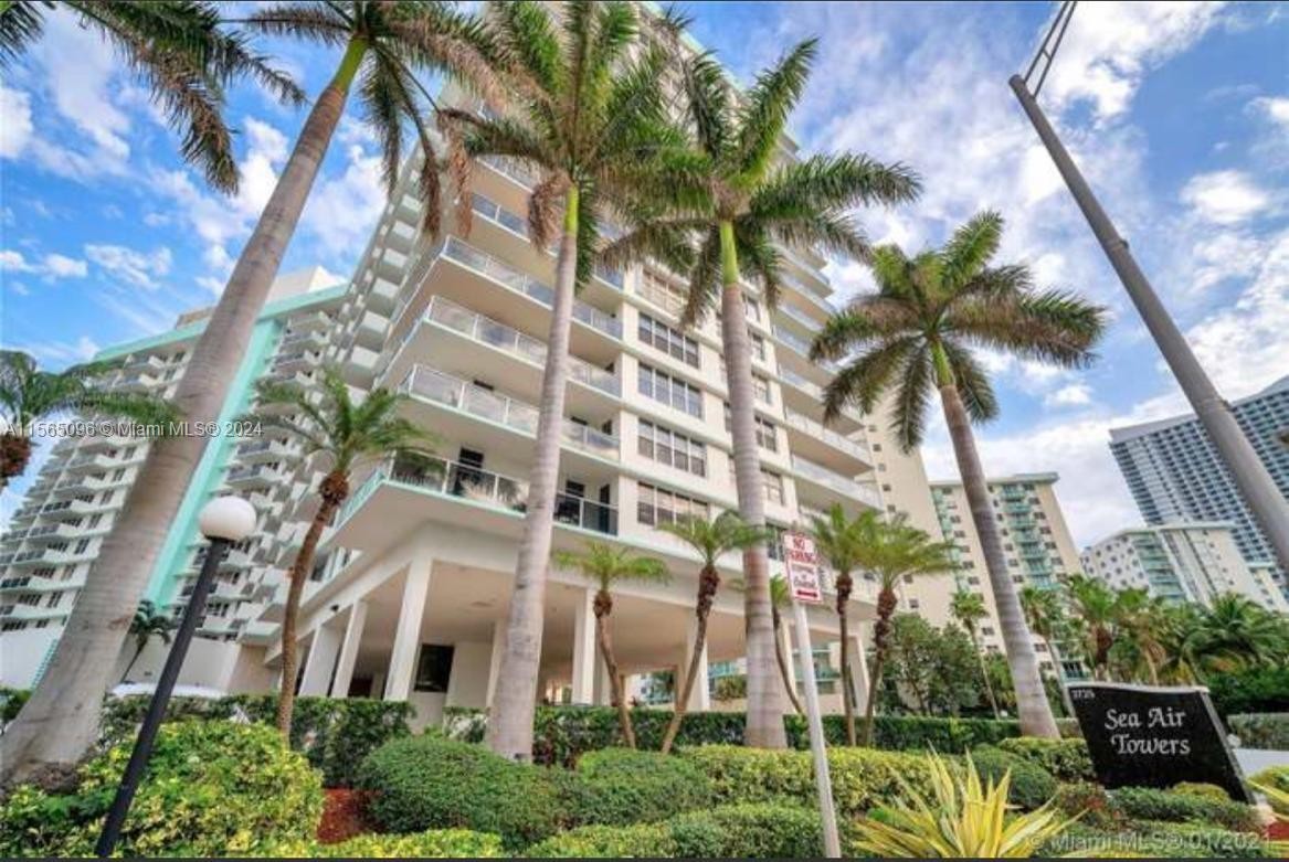 2. 3725 S Ocean Dr