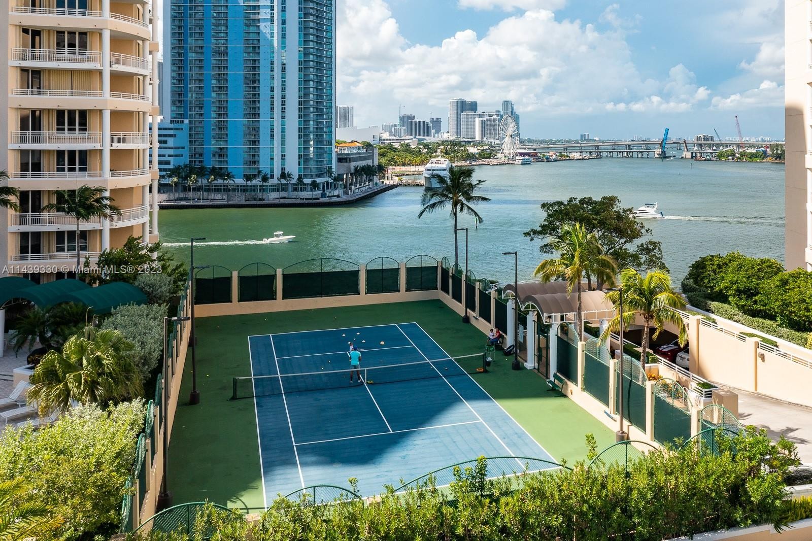 39. 888 Brickell Key Dr