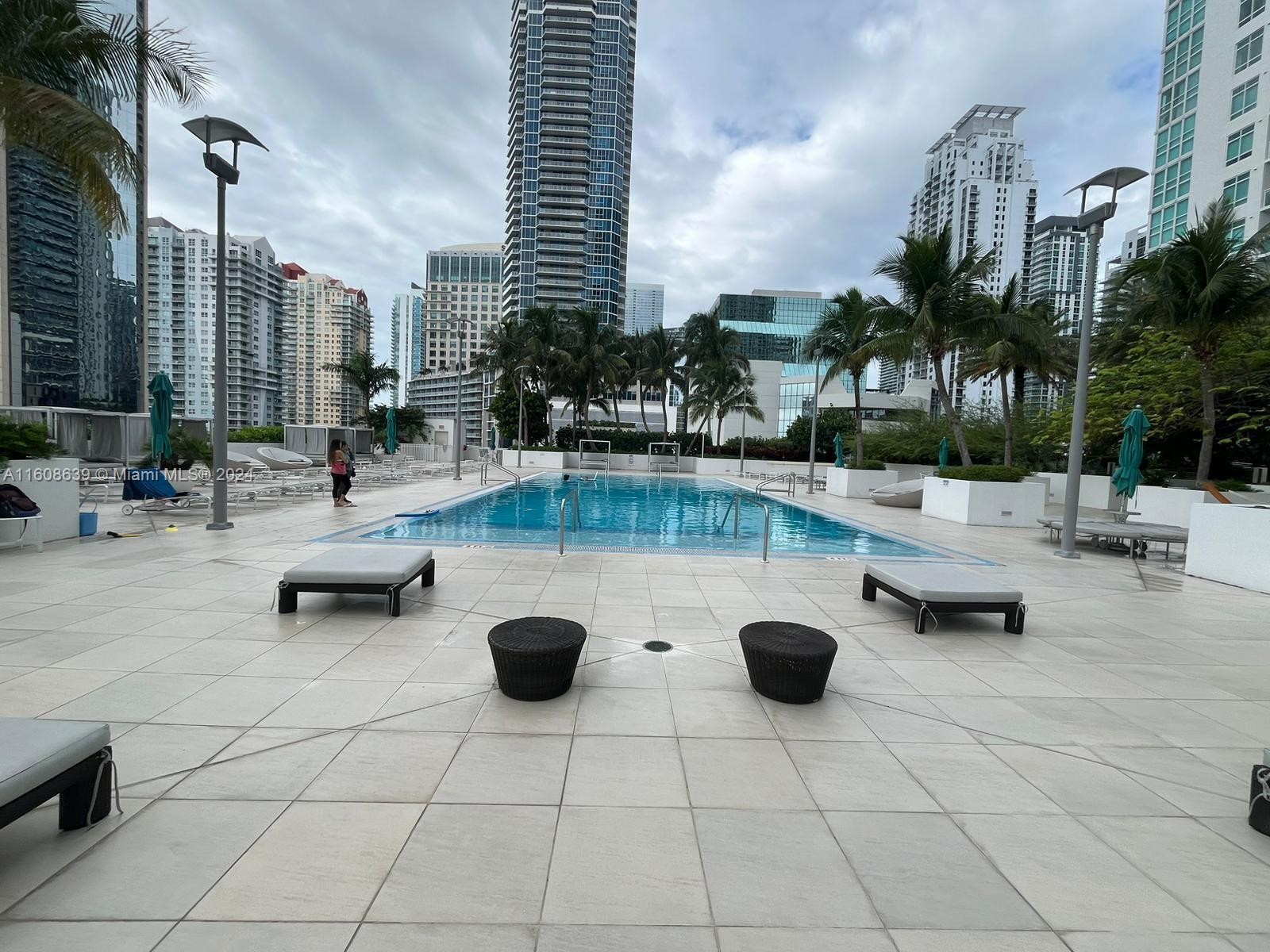 39. 951 Brickell Ave