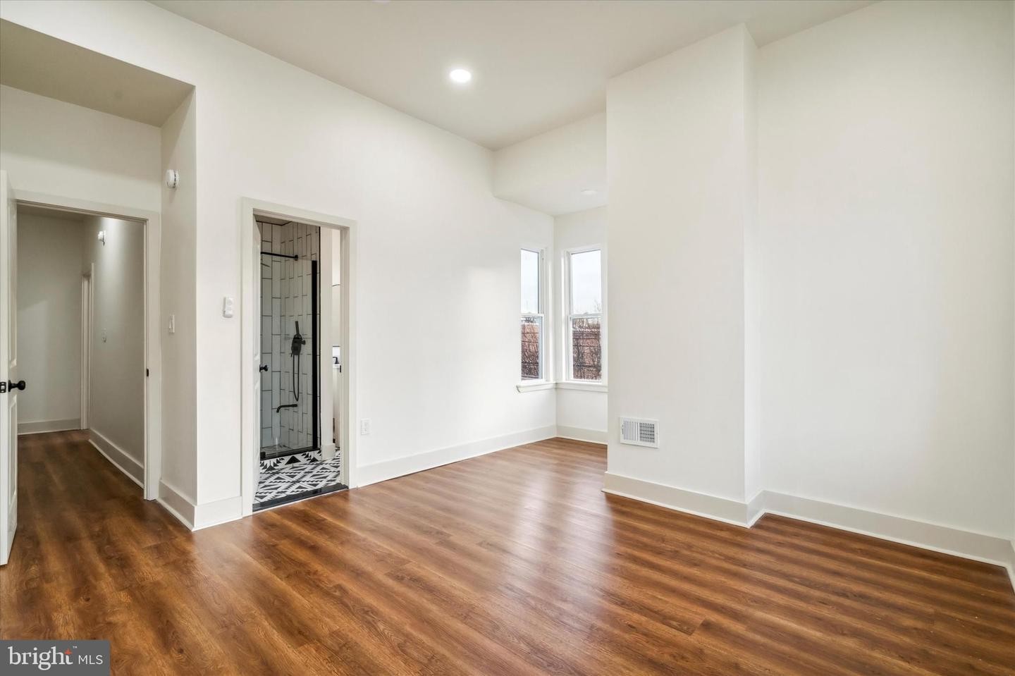 22. 1801 N Hancock St