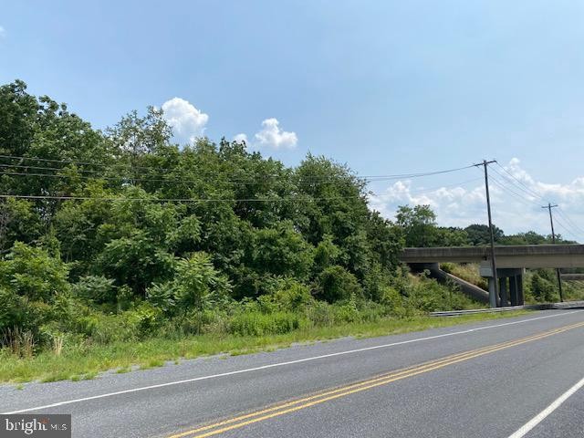 1. 1700 Lambs Gap Rd W