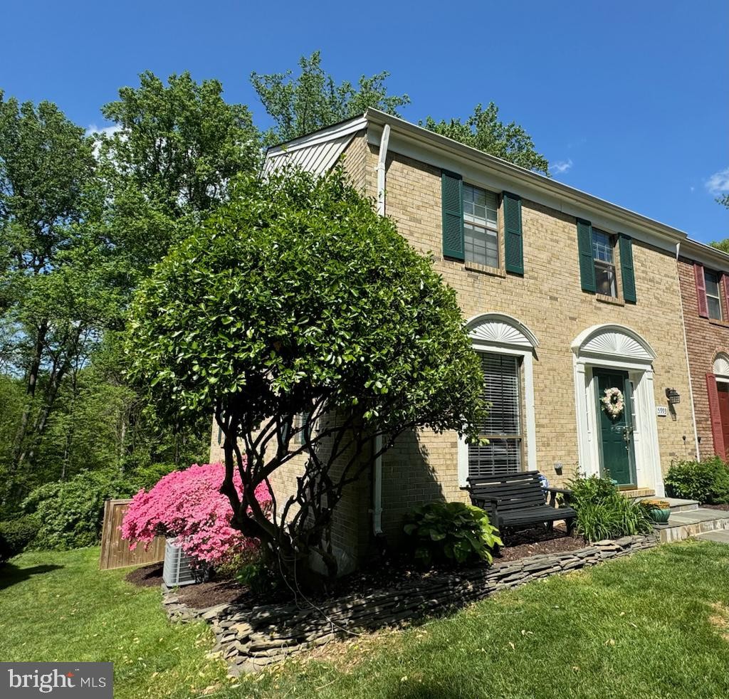 3. 5993 Clerkenwell Ct