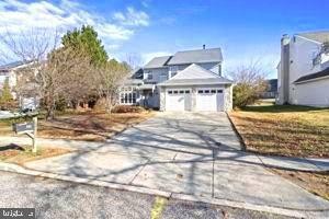 30. 35 Bridle Ln