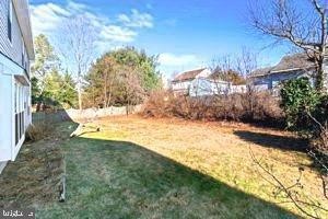 23. 35 Bridle Ln