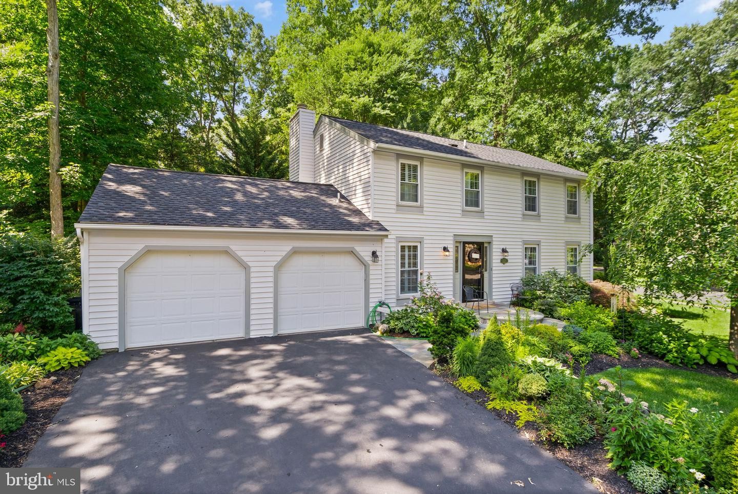 1. 9817 New England Woods Ct