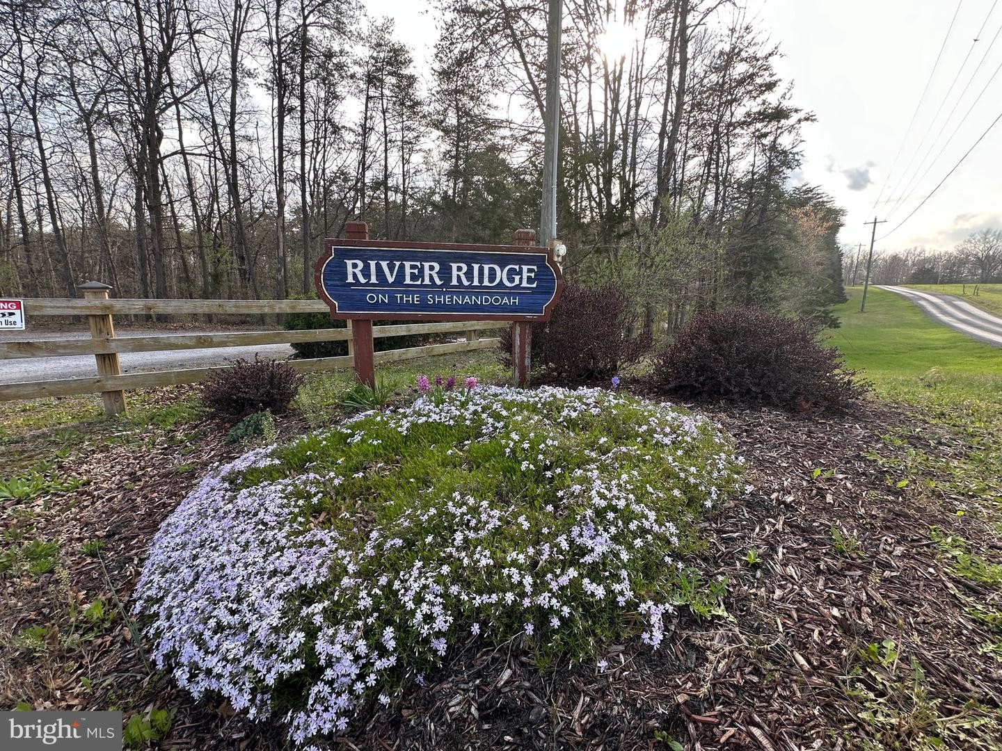 1. River Ridge Dr