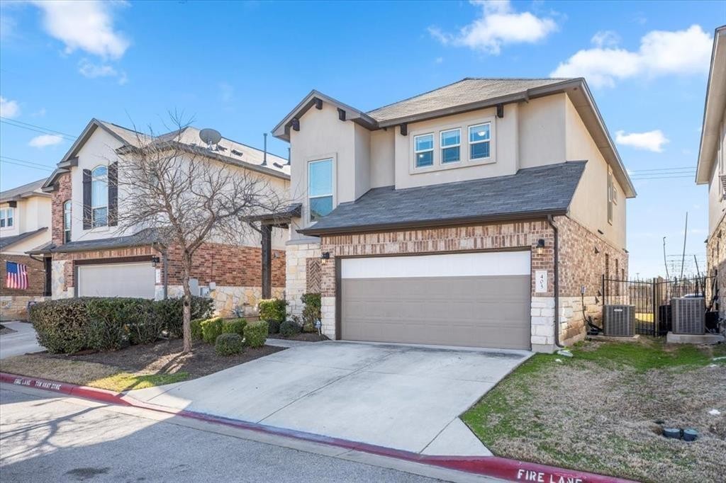 1. 1401 Little Elm Trl