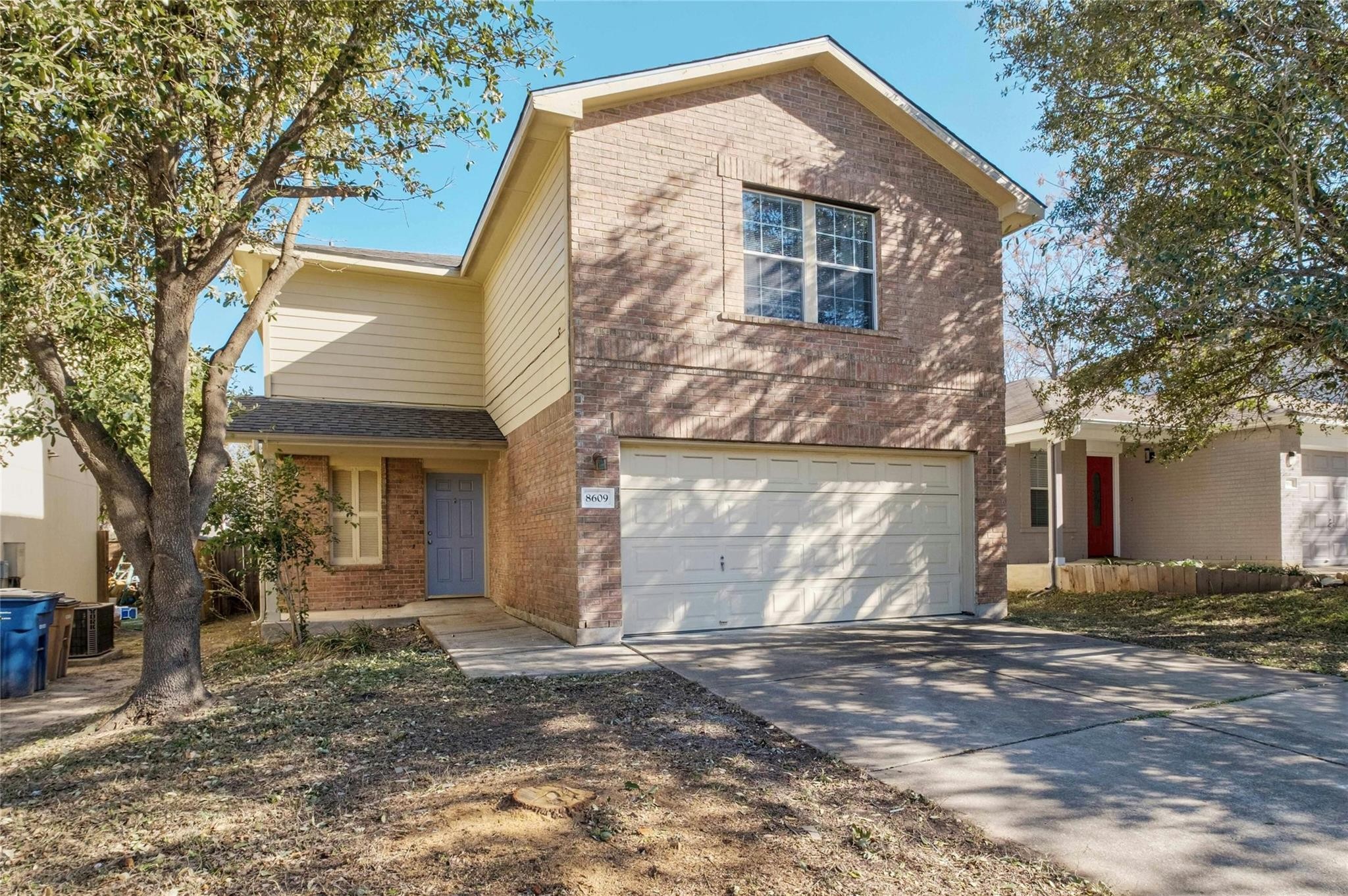 2. 8609 Davis Oaks Trl