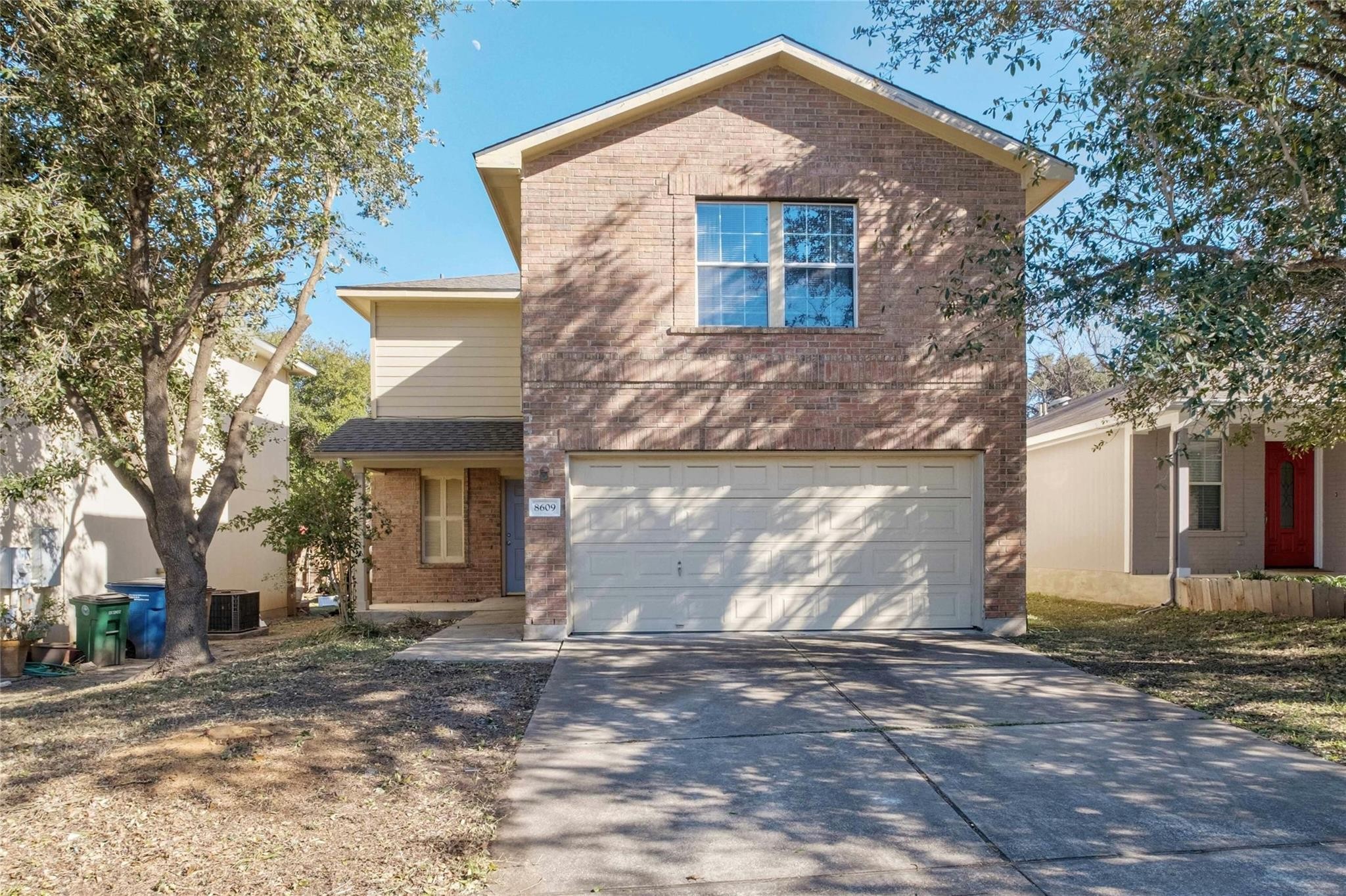 1. 8609 Davis Oaks Trl