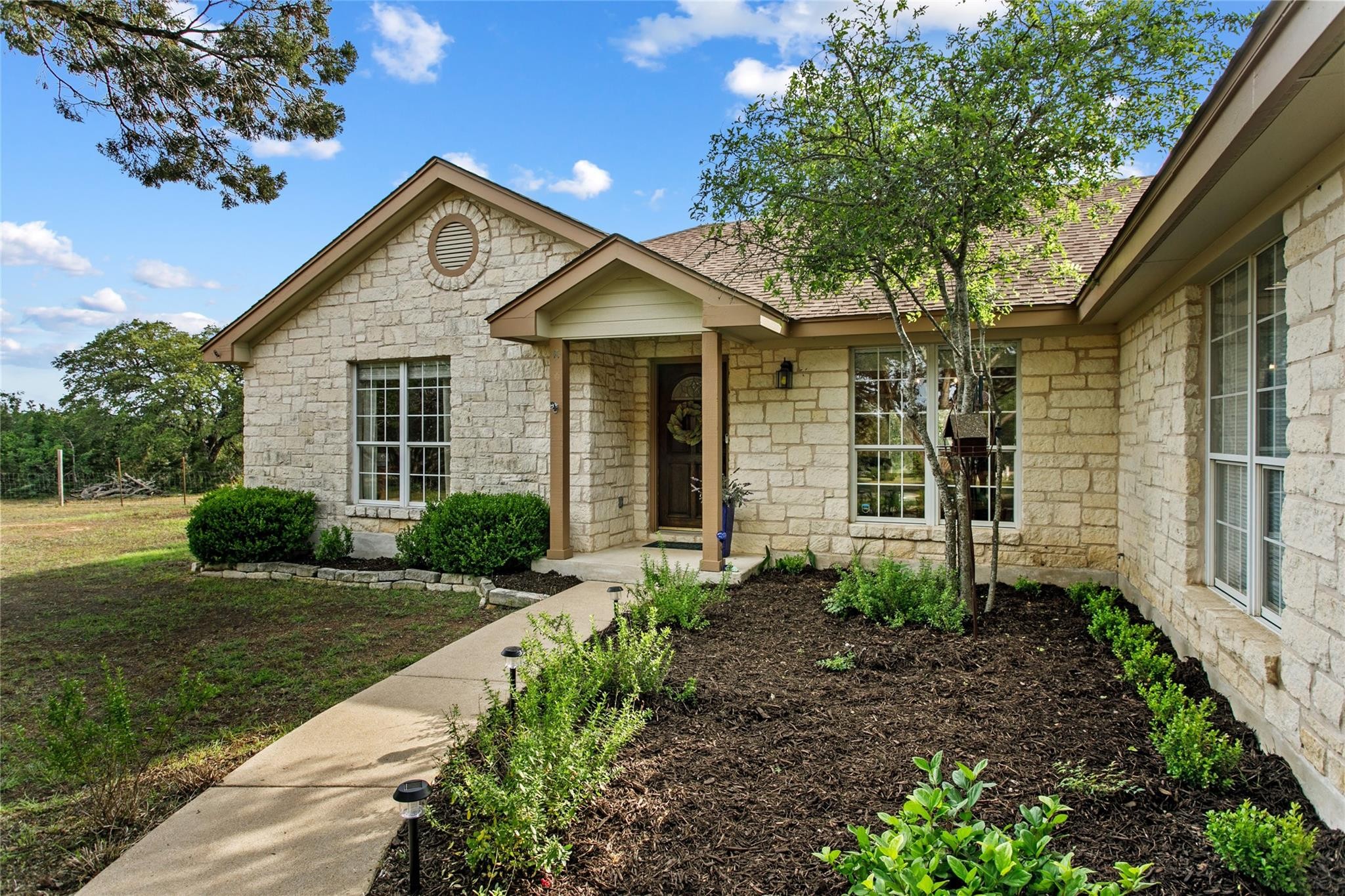 34. 910 Barton Creek Dr