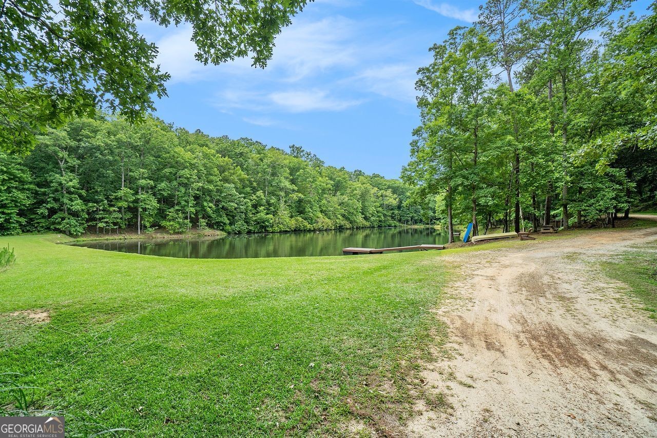 2. 5985 Hickory Bend