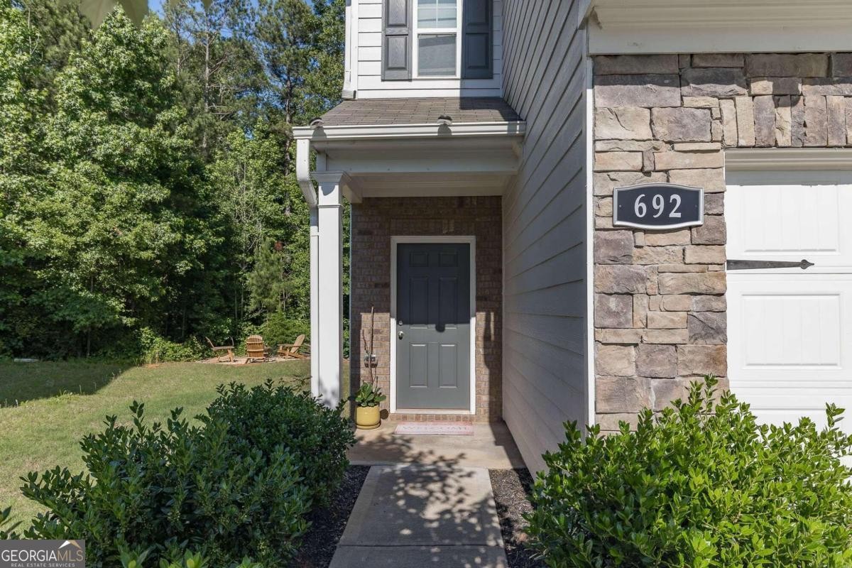 36. 692 Holly Springs Ct