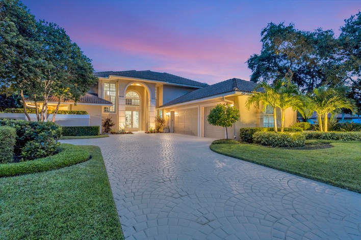 PGA National, Palm Beach Gardens, FL Real Estate & Homes for Sale