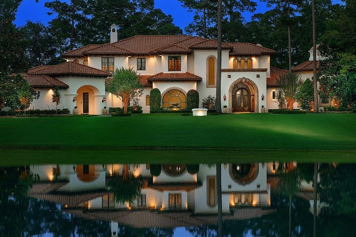 Luxurious Entertainers Estate in The Woodlands, TX to be Offered