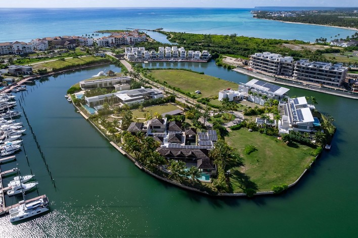 Apartments for Sale in Cap Cana Marina, the DR - Harbor Bay 2024