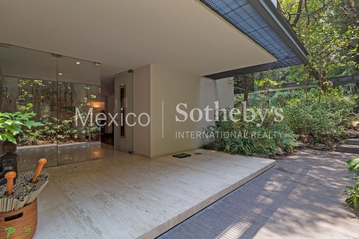 Lomas de Chapultepec. Residencia en Venta