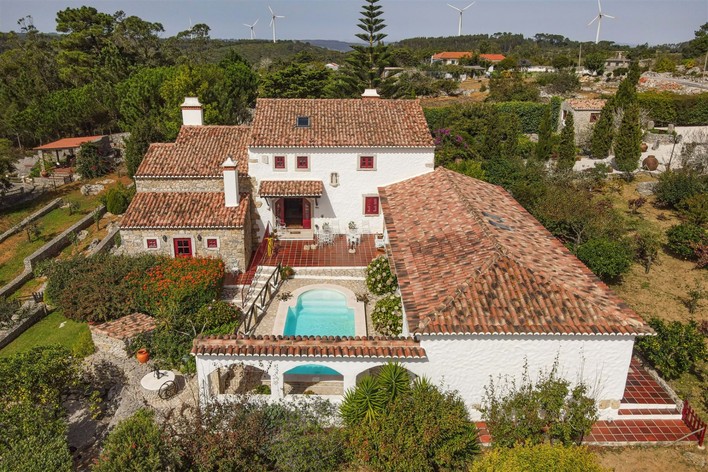 Estate agents in Lourinha, Portugal