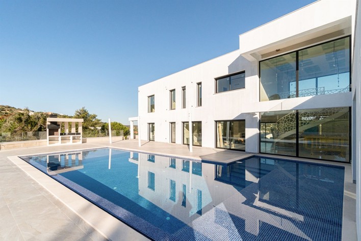 Breathtaking panoramic views over The Algarve - Luxury Home Exchange in Sao  Bras do Alportel, Faro, Portugal