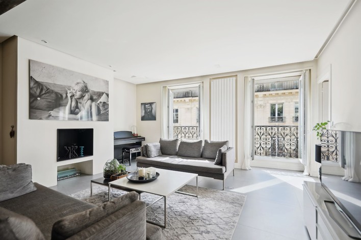 Paris, IL Luxury Real Estate - Homes for Sale